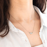 Collana vintage in platino con smeraldi e diamanti di taglio brillante (0.19ctw), anni ‘70/‘80