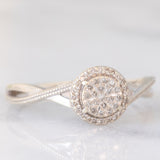 Anello vintage in oro bianco 9K con diamanti (0.15ctw ca.)