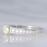 Anello vintage in platino con diamanti per un totale di 0.62ct (centrale di taglio ottagonale e di 0.33ct), anni ‘90