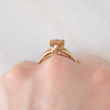 Anello da cocktail vintage in oro giallo 9K con scapolite (1.36ct ca.)