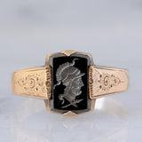 Anello vintage in oro giallo 14K con ematite incisa con profilo di soldato, anni ‘60