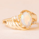 Vintage-Ring aus 14-karätigem Gelb- und Weißgold mit Opal (ca. 0.70 ct) und Diamanten (ca. 0.04 ctw), 60er/70er Jahre