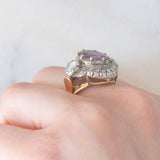 Anello a margherita vintage in stile antico in oro giallo 18K e argento con ametista (3ct ca.) e diamanti di taglio rosetta (0.70ctw ca.), anni ‘40/‘50