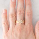 Anello a fiore in oro giallo 18K con diamanti champagne e bianchi (1.50ctw), anni ‘70/‘80