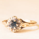 Vintage-Gänseblümchenring aus 9-karätigem Gelbgold mit Saphir (ca. 0.30 ct) und Diamanten (ca. 0.06 ctw), 1980