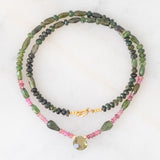 Collana vintage con tormaline verdi e rosa e con chiusura in oro giallo 18K