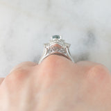 Anello ballerina vintage in platino con alessandrite naturale (1.10ct) e diamanti di taglio brillante e tapered (0.81ctw), anni ‘90