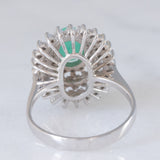 Vintage-Gänseblümchenring aus 14-karätigem Weißgold mit Smaragd (ca. 0.50 ct) und Diamanten (ca. 0.44 ctw), 80er/90er Jahre