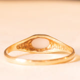 Anello vintage in oro giallo 9K con opale (0.15ct ca.), anno 1987