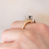Anello a fiore vintage in oro giallo 14K con zaffiro (0.50ct ca.) e diamanti (0.90ctw ca.), anni ‘70/‘80