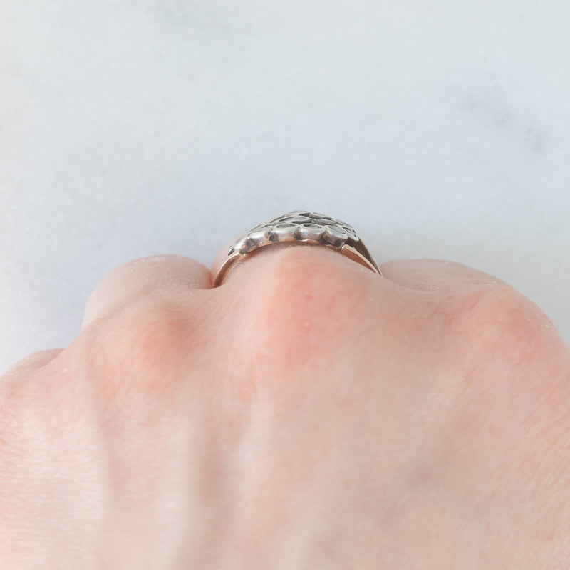 Anello antico in oro giallo 14K e argento con diamanti di taglio rosetta, primi del ‘900