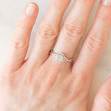 Anello vintage in oro bianco 9K con diamanti (0.15ctw ca.)