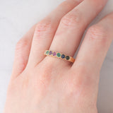 Anello “DEAREST” vintage in oro giallo 9K con diamante, smeraldo, ametista, rubino, smeraldo, zaffiro e tormalina, anno 1990