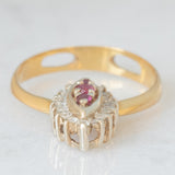 Gioiello vintage 2 in 1 e convertibile da anello a ciondolo in oro giallo e bianco 14K con rubini (0.12ctw ca.) e diamanti di taglio brillante (0.32ctw ca.), anni ‘70/‘80