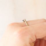 Trilogie Art Déco en or jaune et blanc 9 carats avec diamants taille ancienne (environ 0.09 ct), années 20/30