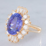 Anello ballerina vintage in oro giallo 14K con tanzanite (5.60ct ca.) e diamanti di taglio brillante e tapered (1.30ctw ca.), anni ‘70/‘80