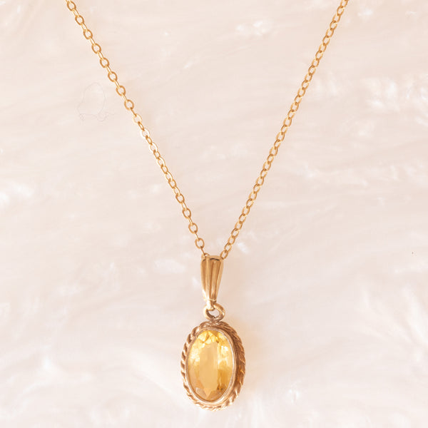 Collana vintage con catenina in oro giallo 9K e con ciondolo in oro giallo 9K con quarzo citrino (1.60ct ca.), anno 1972