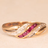 Vintage 9K yellow and white gold ring with rubies (0.20ctw approx.) and diamonds (0.03ctw approx.), 70s/80s