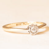Antique solitaire in 9K yellow gold and platinum with old European cut diamond (approx. 0.06ct), 10s/20s