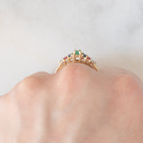 Veretta vintage in oro giallo 9K con smeraldo (0.10ct ca.), rubini (0.10ctw ca.), zaffiri (0.10ctw ca.) e zirconi bianchi