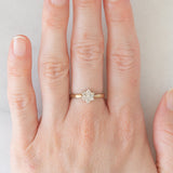 Anello a margherita vintage in oro giallo e bianco 9K con diamanti di taglio brillante (0.25ctw ca.), anni ‘80/‘90