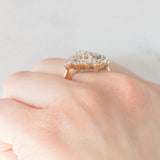 Anello vintage in oro giallo e bianco 14K con diamanti di taglio brillante e baguette (0.75ctw ca.), anni ‘70/‘80