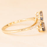 Moderner Contrarier-Ring aus 10 Karat Gelb- und Weißgold mit Spinellen (ca. 0.90 ctw) und Diamanten, Jahr 2016