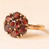 Vintage-Gänseblümchen-Ring aus 9-karätigem Gelbgold mit Granaten (ca. 1 Karat), 50er Jahre