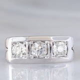 Trilogy Art Déco in oro bianco 18K con diamanti di taglio vecchio (1.60ctw ca.), anni ‘30/‘40