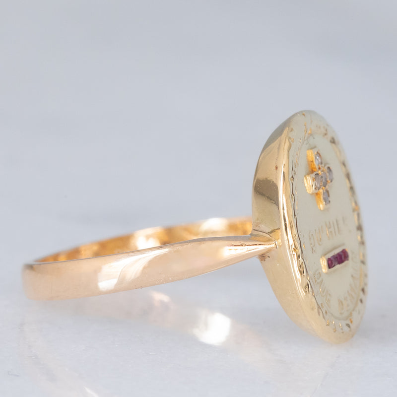 Anello “Plus qu’hier moins que demain” vintage in oro giallo 18K con diamanti e rubini