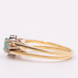 Raro anello girevole 2 in 1 in oro giallo e bianco 18K con smeraldo (0.30ct ca.) e diamanti di taglio brillante (0.20ctw ca.), anni ‘70/‘80