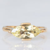Anello da cocktail vintage in oro giallo 8K con quarzo citrino di taglio marquise (1.70ct ca.), anni ‘70/‘80