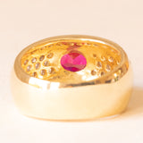 Anillo vintage de oro amarillo de 18 quilates con rubí (aprox. 1.40 ct) y diamantes de talla brillante (aprox. 1 ct), años 70/80
