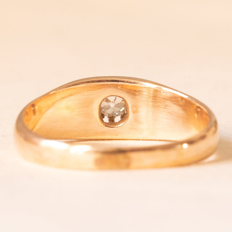 Anello solitario antico in oro giallo 14K con diamante di taglio vecchia miniera (0.10ct ca.), anni ‘40