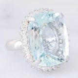 Anello a margherita vintage in platino con acquamarina (17.93ct) e diamanti (1ctw), anni ‘70/‘80