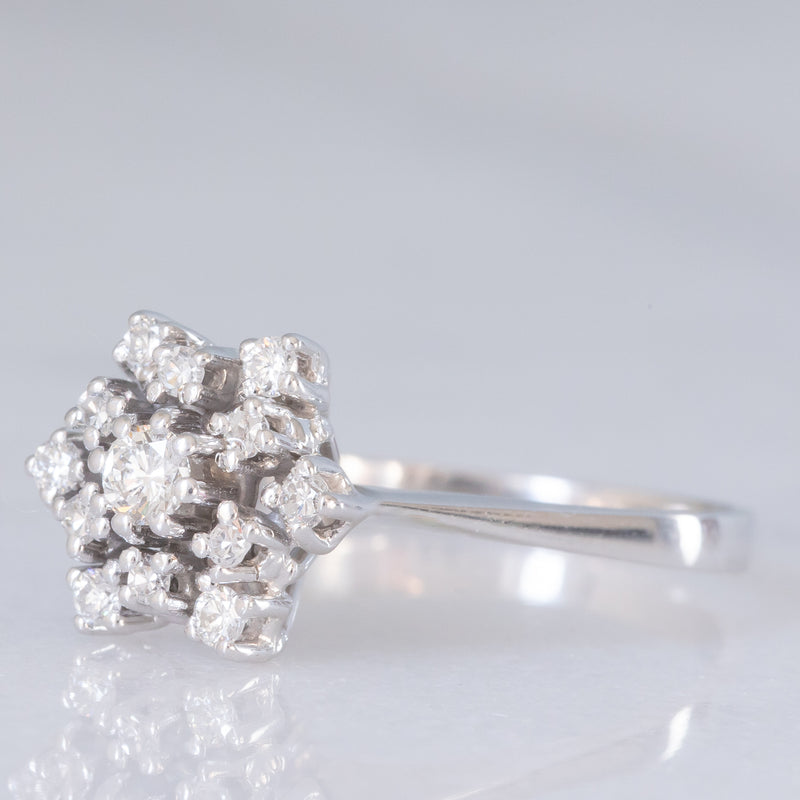 Anello a fiocco di neve in oro bianco 18K con diamanti (0.28ctw ca.), anni ‘70