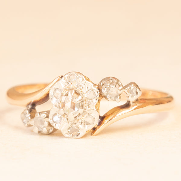 Anello antico in oro giallo e bianco 18K con diamanti di taglio rosetta, anni ‘30