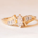 Vintage-Ring aus 14-karätigem Gelb- und Weißgold mit zentralem Diamanten im Marquise-Schliff (ca. 0.25 ct) und seitlichen Diamanten im konischen Schliff, 70er/80er Jahre