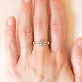 Anello a fiore vintage in oro giallo e bianco 9K con diamanti (0.10ctw ca.), anni ‘70
