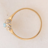 Bague marguerite vintage en or jaune 9 carats avec topaze bleue (0.30 ct environ) et diamants (0.06 ct environ), années 80