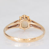 Vintage-Solitär aus 9-karätigem Gelbgold mit Opal (ca. 0.25 ct), 1982