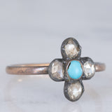 Anel antigo em forma de flor, em ouro amarelo 14K e prata, com turquesa e diamantes lapidados em rosa (aproximadamente 0.50 ct), final do século XIX.