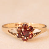 Vintage 9K Yellow Gold Flower Ring with Garnets (0.30ctw approx.)