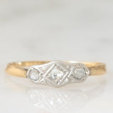 Trilogie Art Déco en or jaune et blanc 9 carats avec diamants taille ancienne (environ 0.09 ct), années 20/30