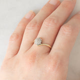 Anello a fiore vintage in oro giallo e bianco 9K con diamanti (0.15ctw ca.)