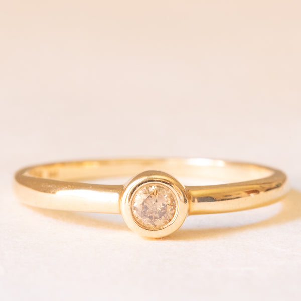 Solitario vintage in oro giallo 14K con diamante fancy (0.05ct ca.), anni ‘80/‘90 ca.