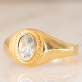 Anello chevalier vintage in oro giallo 14K con topazio azzurro, anni ‘60