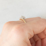 Anello a fiore vintage in oro giallo e bianco 9K con diamanti (0.15ctw ca.)