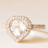 Vintage-Ring aus 14-karätigem Gelbgold mit Aquamarin im Herzschliff (ca. 2.20 ct) und Diamanten im Brillantschliff (ca. 0.22 ctw), 80er/90er Jahre
