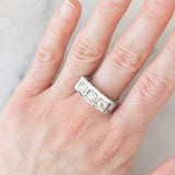 Trilogy Art Déco in oro bianco 18K con diamanti di taglio vecchio (1.60ctw ca.), anni ‘30/‘40